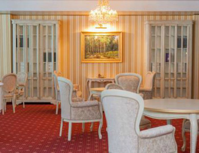 Book Reader Bar - Отель «Солнечный Park Hotel & SPA»