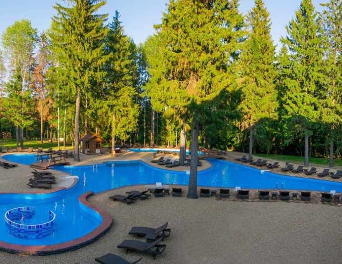 Открытый бассейн - Отель «Солнечный Park Hotel & SPA»