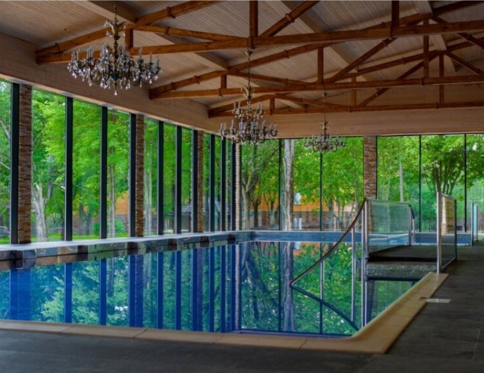 Крытый бассейн - Отель «Солнечный Park Hotel & SPA»