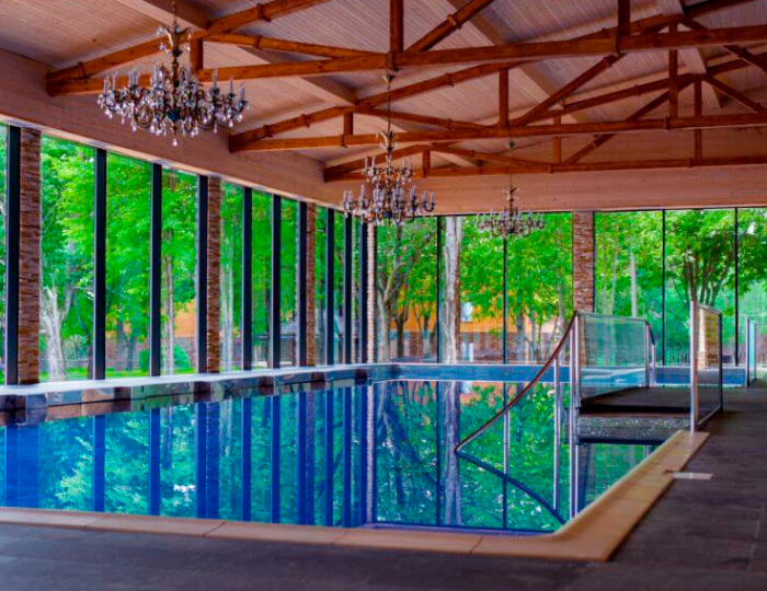 Крытый бассейн - Отель «Солнечный Park Hotel & SPA»