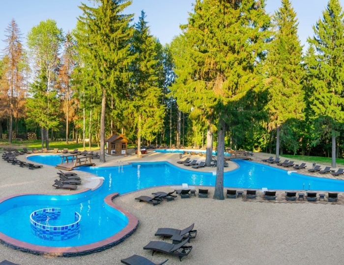 Открытый бассейн - Отель «Солнечный Park Hotel & SPA»