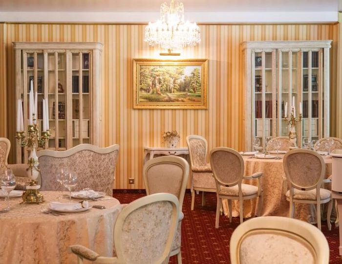 Book-reader bar - Отель «Солнечный Park Hotel & SPA» Book-reader bar - Отель «Солнечный Park Hotel & SPA»